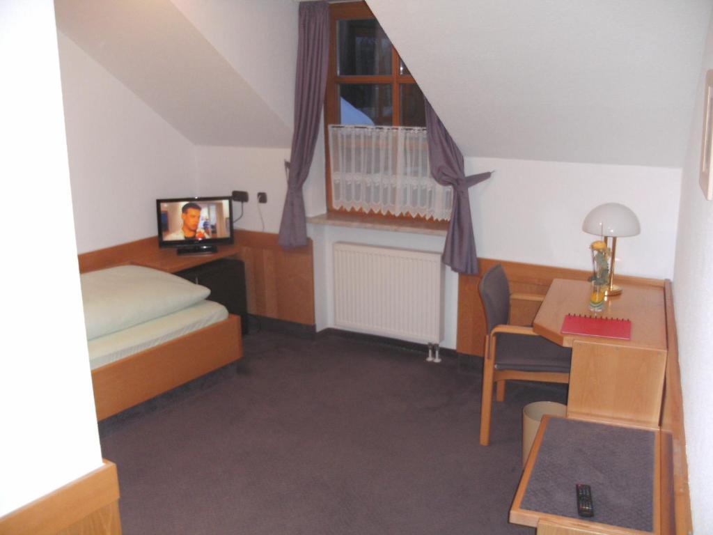 Landgasthof Zum Elsabauern Hotel Konigstein in der Oberpfalz Room photo